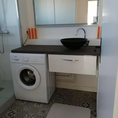 Bel Au Bord De L'allier Classe 4* דירה